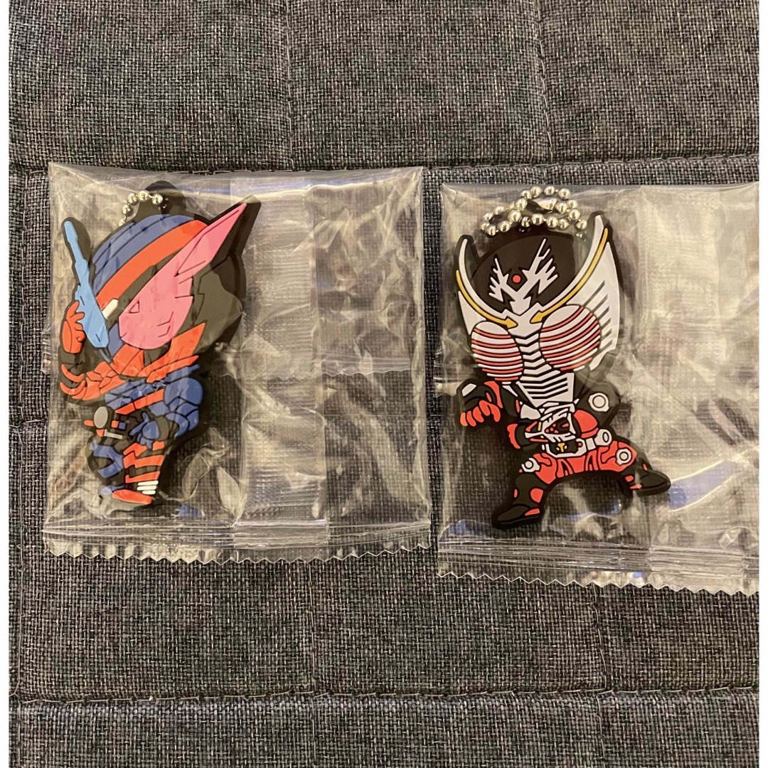 お得 レジェンドライダー カプセルラバーマスコット 仮面ライダーカイザ アニメグッズ