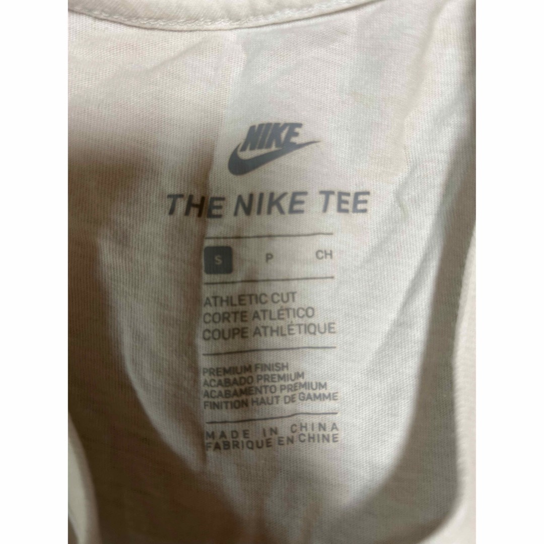 NIKETシャツ レディースのトップス(Tシャツ(半袖/袖なし))の商品写真