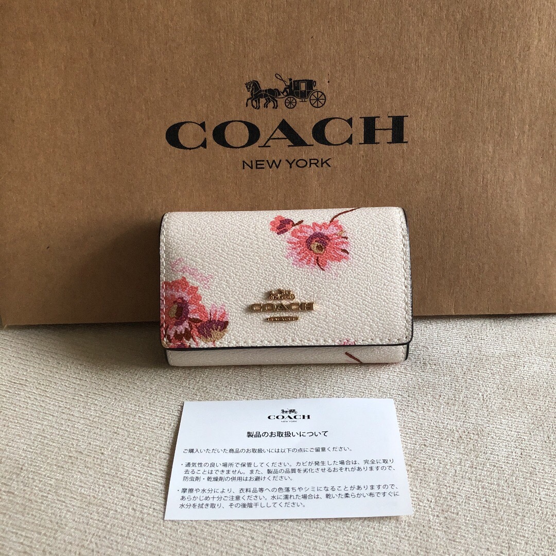 新品☆COACH コーチ 定価28,600円 レザー 花柄 5連キーケース - キーケース