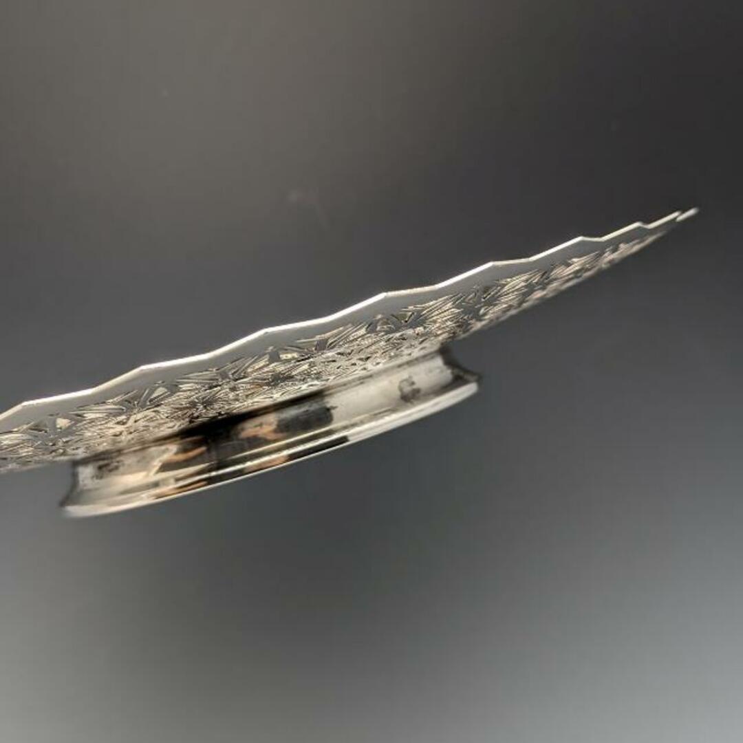 20世紀初頭 英国アンティーク シルバープレート製ディッシュ 直径27cm Mappin&Webb目立った傷や汚れのない美品機能