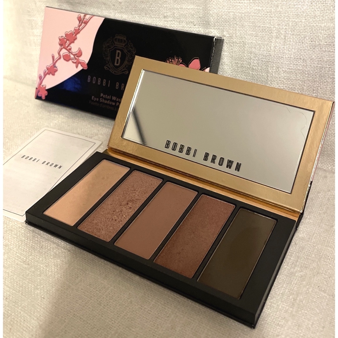 BOBBI BROWN(ボビイブラウン)のボビイブラウン　ペタル　ウォッシュ　アイシャドウパレット　5回使用品 コスメ/美容のベースメイク/化粧品(アイシャドウ)の商品写真