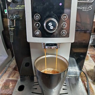 Delonghi全自動コーヒーマシーン  今だけのお買い得(エスプレッソマシン)