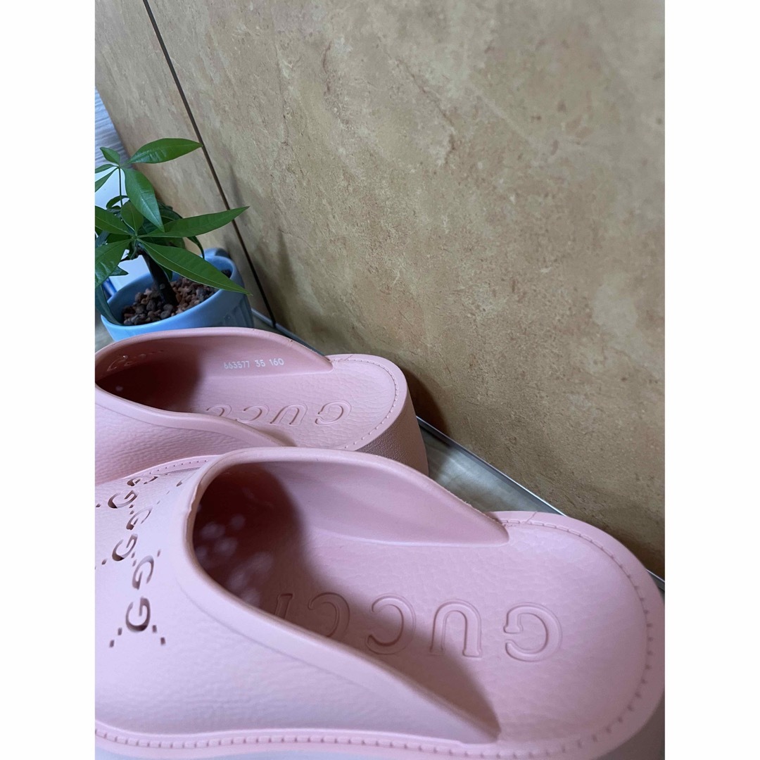 Gucci(グッチ)の新品 ラバー サンダル レディースの靴/シューズ(サンダル)の商品写真