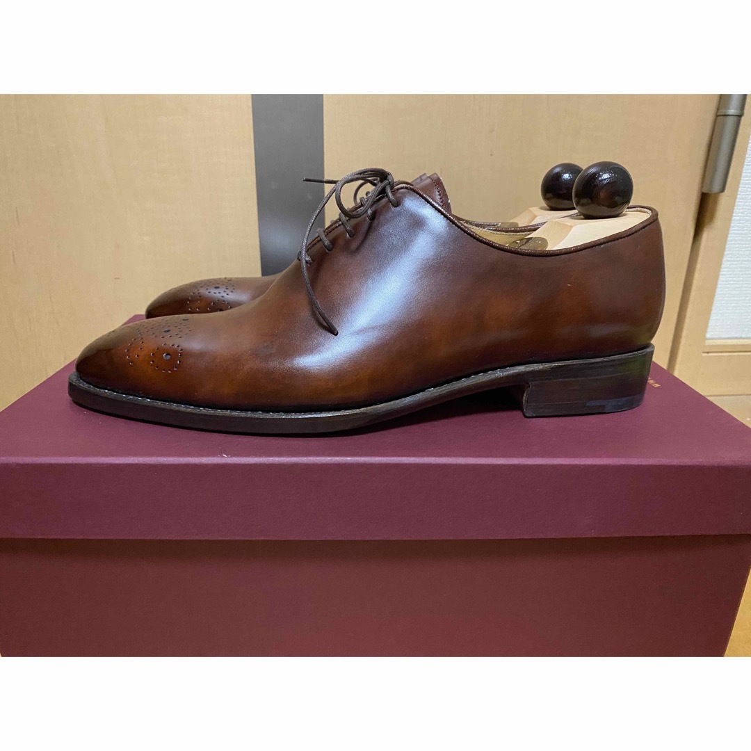 JOHN LOBB(ジョンロブ)のヴァーシュ　VASS  ホールカットサイズ40.5 ミュージアムカーフ　25.5 メンズの靴/シューズ(ドレス/ビジネス)の商品写真