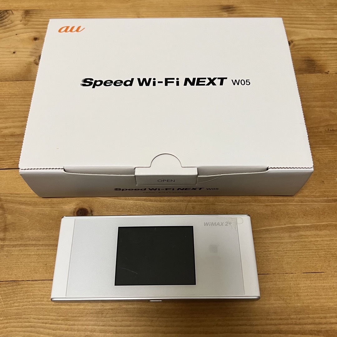 HUAWEI(ファーウェイ)のSpeed Wi-Fi NEXT W05 ポケットWi-Fi スマホ/家電/カメラのPC/タブレット(PC周辺機器)の商品写真