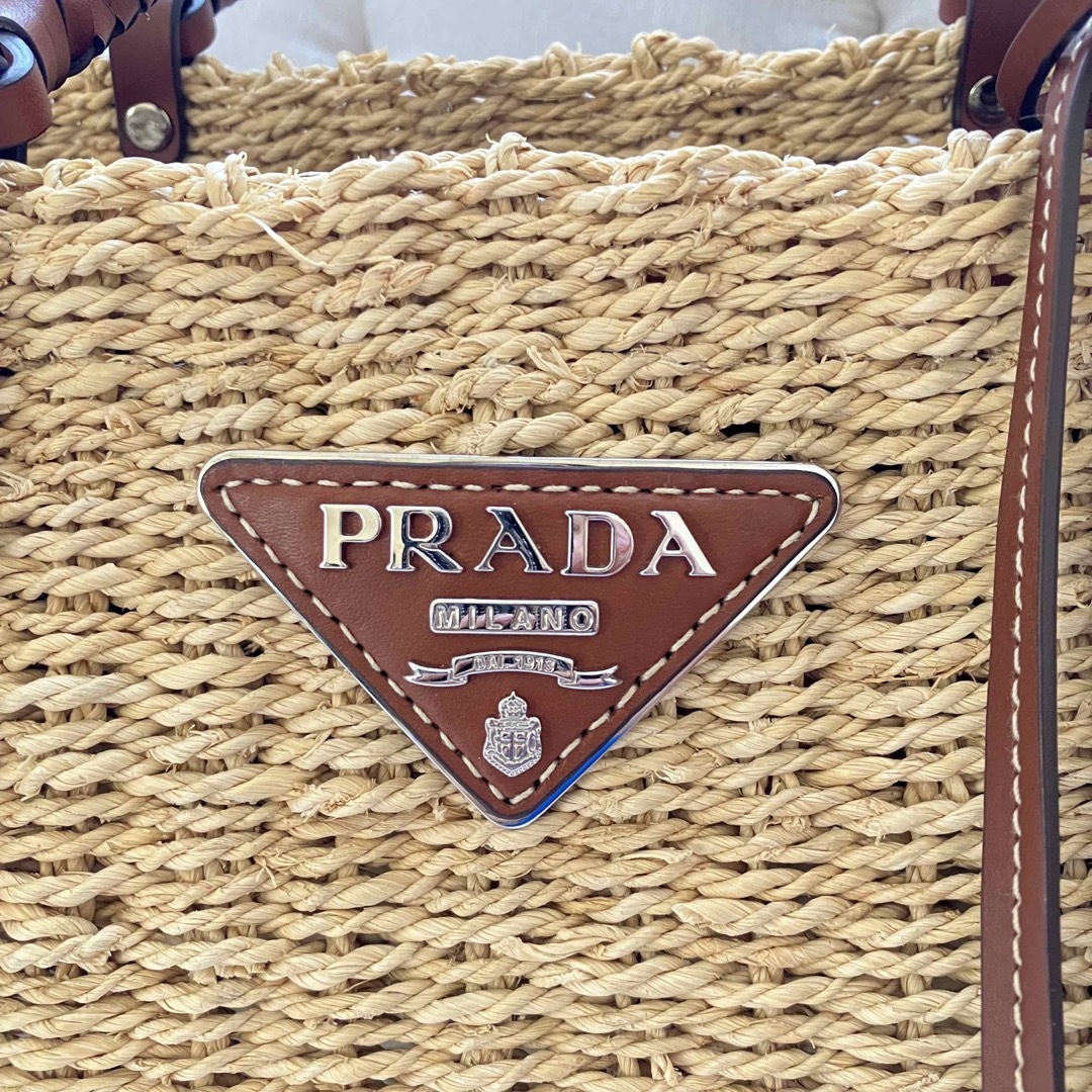 美品・希少】正規品 PRADA プラダ かごバッグ 高品質の人気 かごバッグ