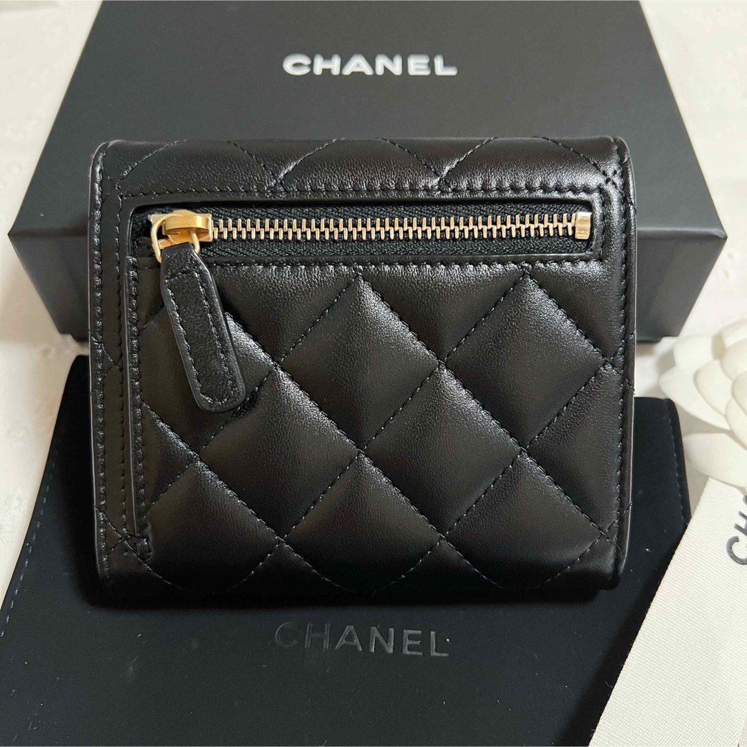 専用★大人気完売品★新品未使用CHANEL ハートココ コンパクトウォレット