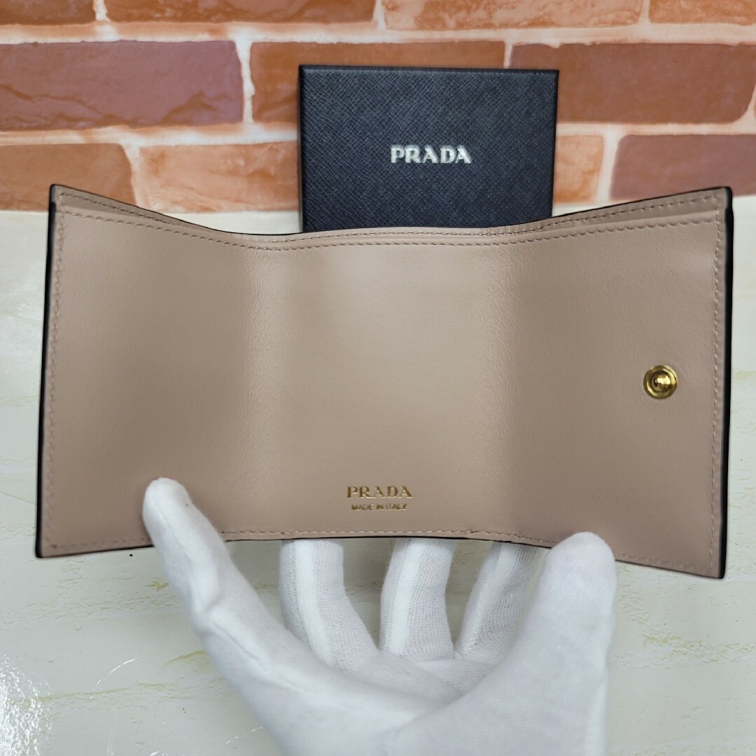 国産】 新品未使用 鑑定済 PRADA サフィアーノ 1MH021 バイカラー