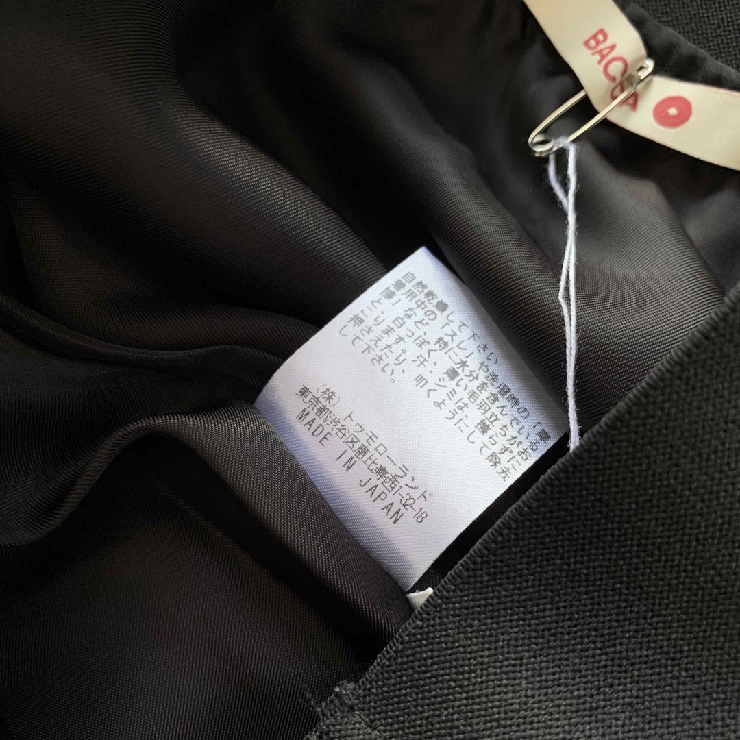 BACCA(バッカ)のBACCA バッカ ショートスカート アセテート素材 ブラック 定価1.5万程 レディースのスカート(ミニスカート)の商品写真