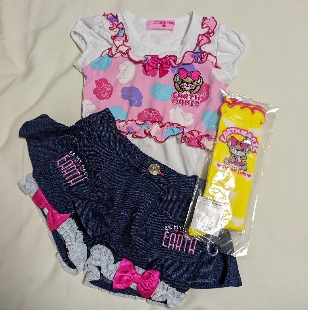 EARTHMAGIC(アースマジック)のＤ.アースマジック　コーデ３点セット　110 キッズ/ベビー/マタニティのキッズ服女の子用(90cm~)(Tシャツ/カットソー)の商品写真