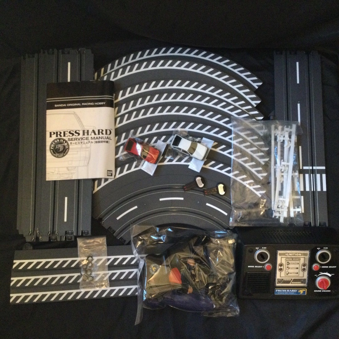 BANDAI - PRESS HARD リアルレーシングホビー AE86 スロットカー BANDAI - PRESS HARD リアルレーシングホビー AE86 スロットカー