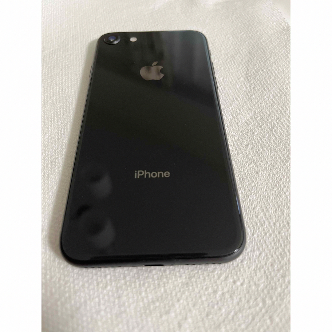 　iPhone8 64GB ブラック(simフリー) スマホ/家電/カメラのスマートフォン/携帯電話(スマートフォン本体)の商品写真