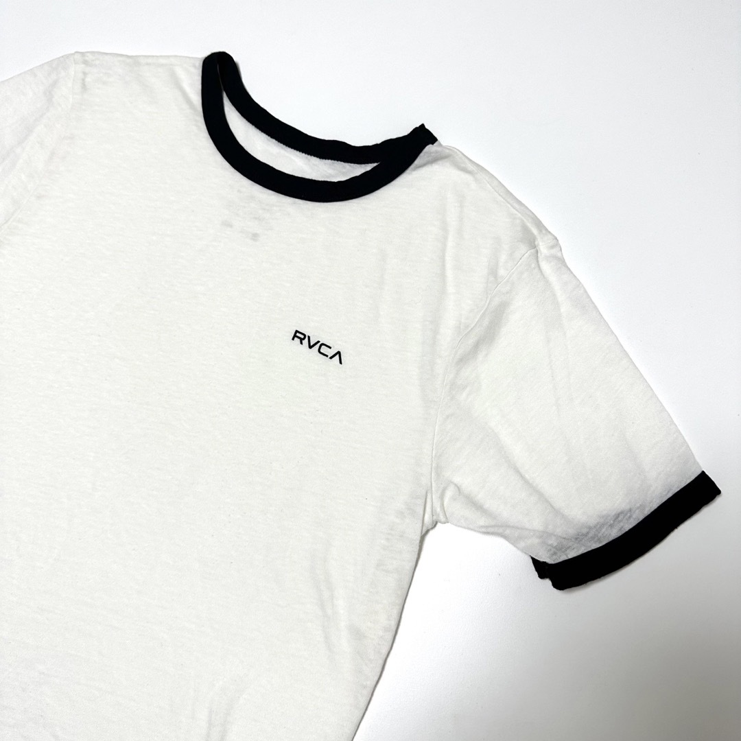 RVCA(ルーカ)の一度のみ着用！RVCA 半袖Tシャツ　シンプルデザイン　おしゃれ レディースのトップス(Tシャツ(半袖/袖なし))の商品写真