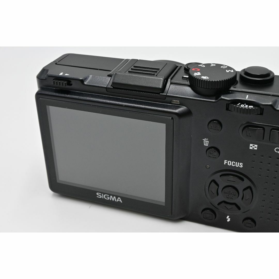 シグマ デジタルカメラ DP1の通販 by グッチーカメラ｜ラクマ