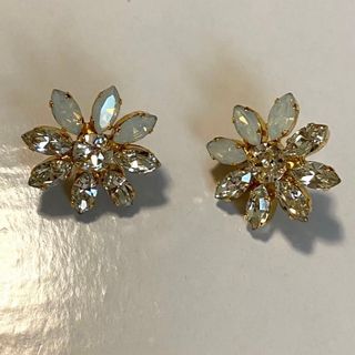 ジャスグリッティー(JUSGLITTY)のジャスグリッティー フラワー キラキラピアス(ピアス)