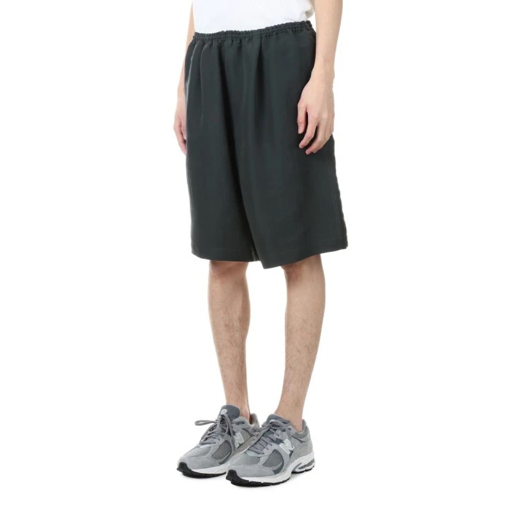 blurhms(ブラームス)のblurhms / Silk Nylon Easy Wide Shorts  メンズのパンツ(ショートパンツ)の商品写真