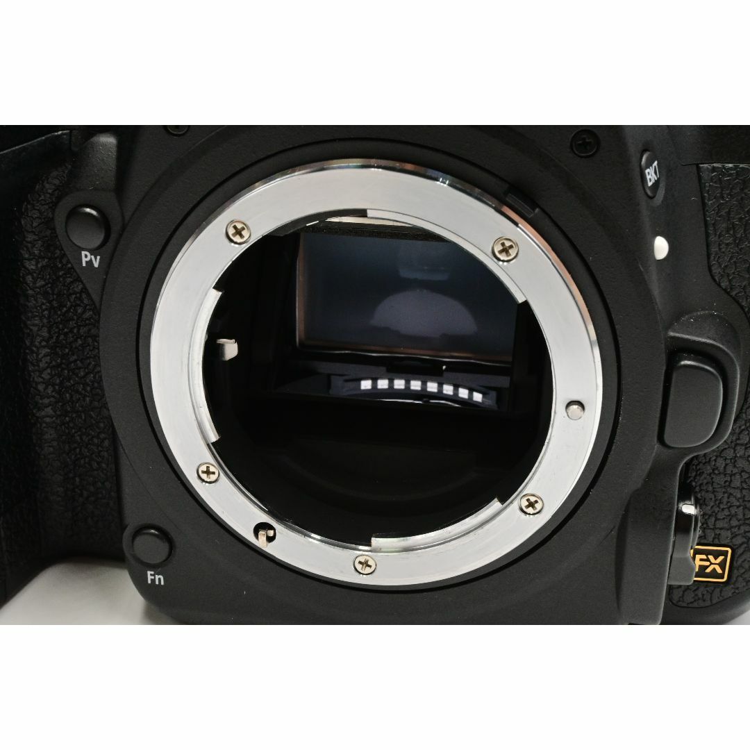 Nikon デジタル一眼レフカメラ D780 ブラックの通販 by グッチーカメラ｜ラクマ