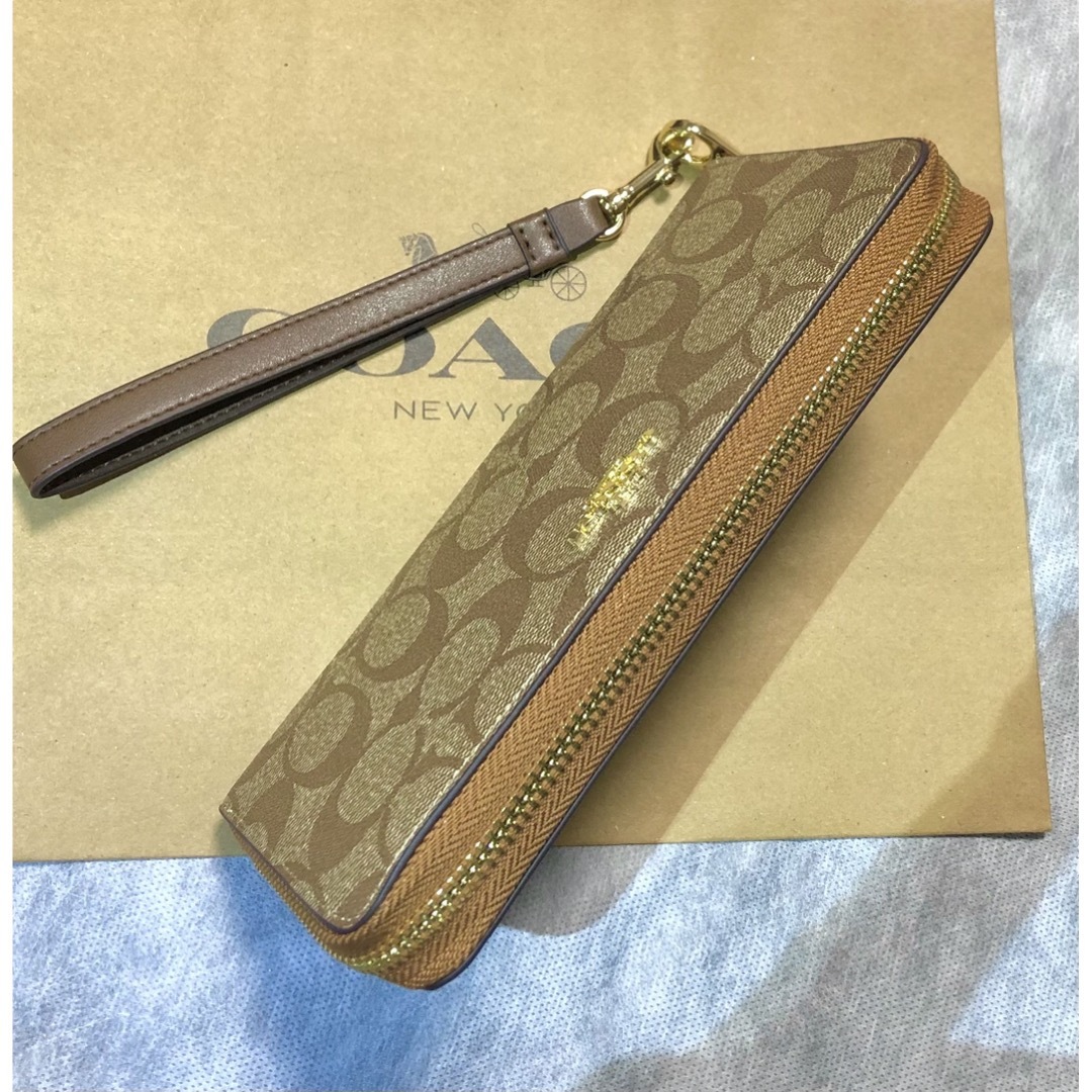 COACH COACH コーチ 長財布 ストラップ シグネチャー ブラウン茶