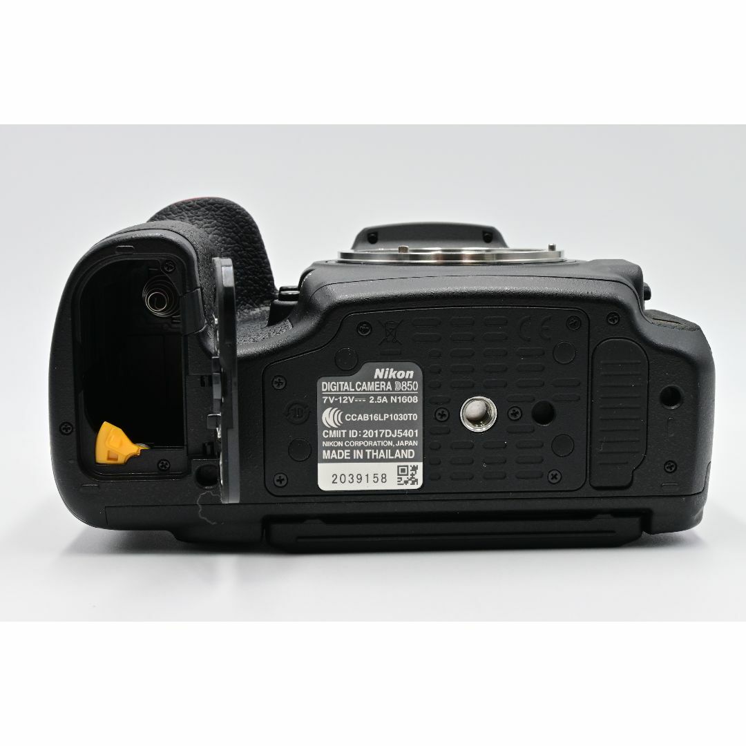 Nikon デジタル一眼レフカメラ D850 ブラック スマホ/家電/カメラのカメラ(デジタル一眼)の商品写真