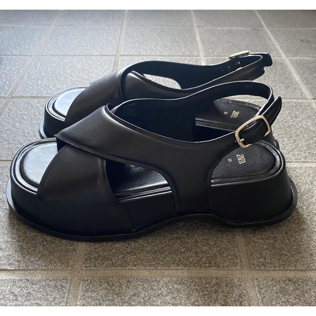 ZARA - ZARA クロスストラップ レザーサンダル 38の通販 by kon|ザラ ...