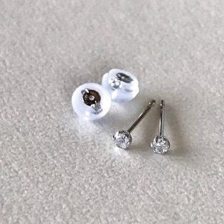 ダイヤモンドピアス　プラチナピアス 0.10ct pt900  ピアス(ピアス(両耳用))