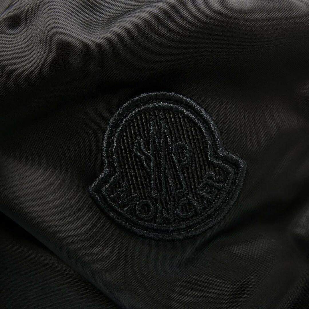 モンクレール MONCLER ダウンジャケット