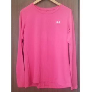 アンダーアーマー(UNDER ARMOUR)のアンダーアーマー　長袖Tシャツ(ウェア)