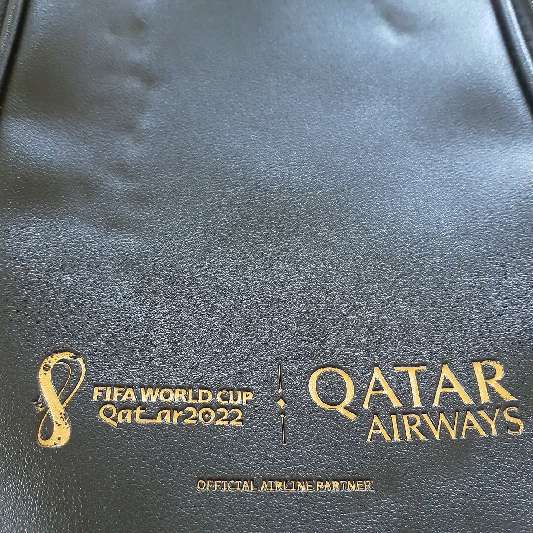 Qata Qatar Airwsys 斜め掛けポーチ メンズのバッグ(その他)の商品写真