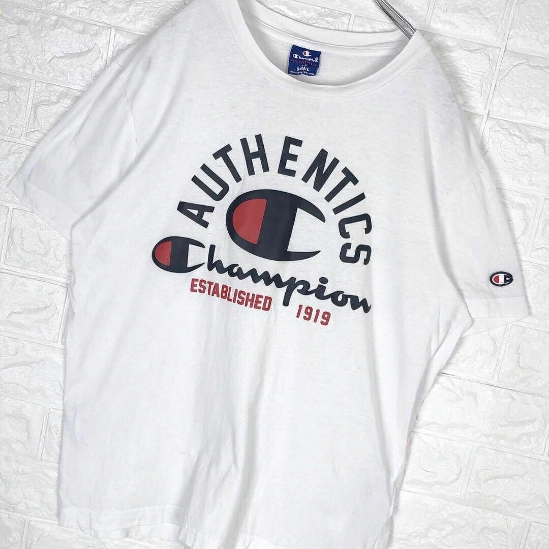 Champion(チャンピオン)のチャンピオン 綿100% ビッグプリントTシャツ デカロゴ 刺繍ワンポイントロゴ メンズのトップス(Tシャツ/カットソー(半袖/袖なし))の商品写真