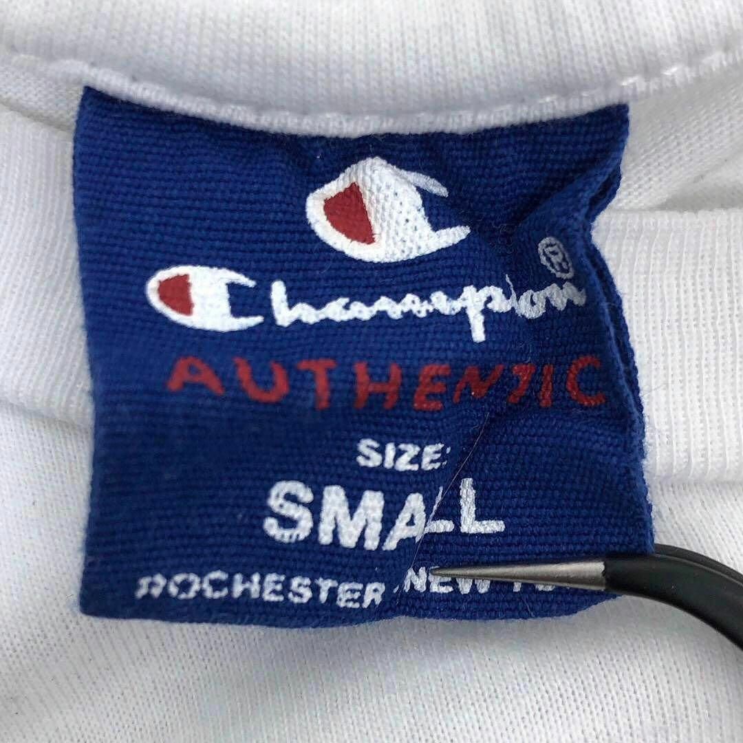 Champion(チャンピオン)のチャンピオン 綿100% ビッグプリントTシャツ デカロゴ 刺繍ワンポイントロゴ メンズのトップス(Tシャツ/カットソー(半袖/袖なし))の商品写真