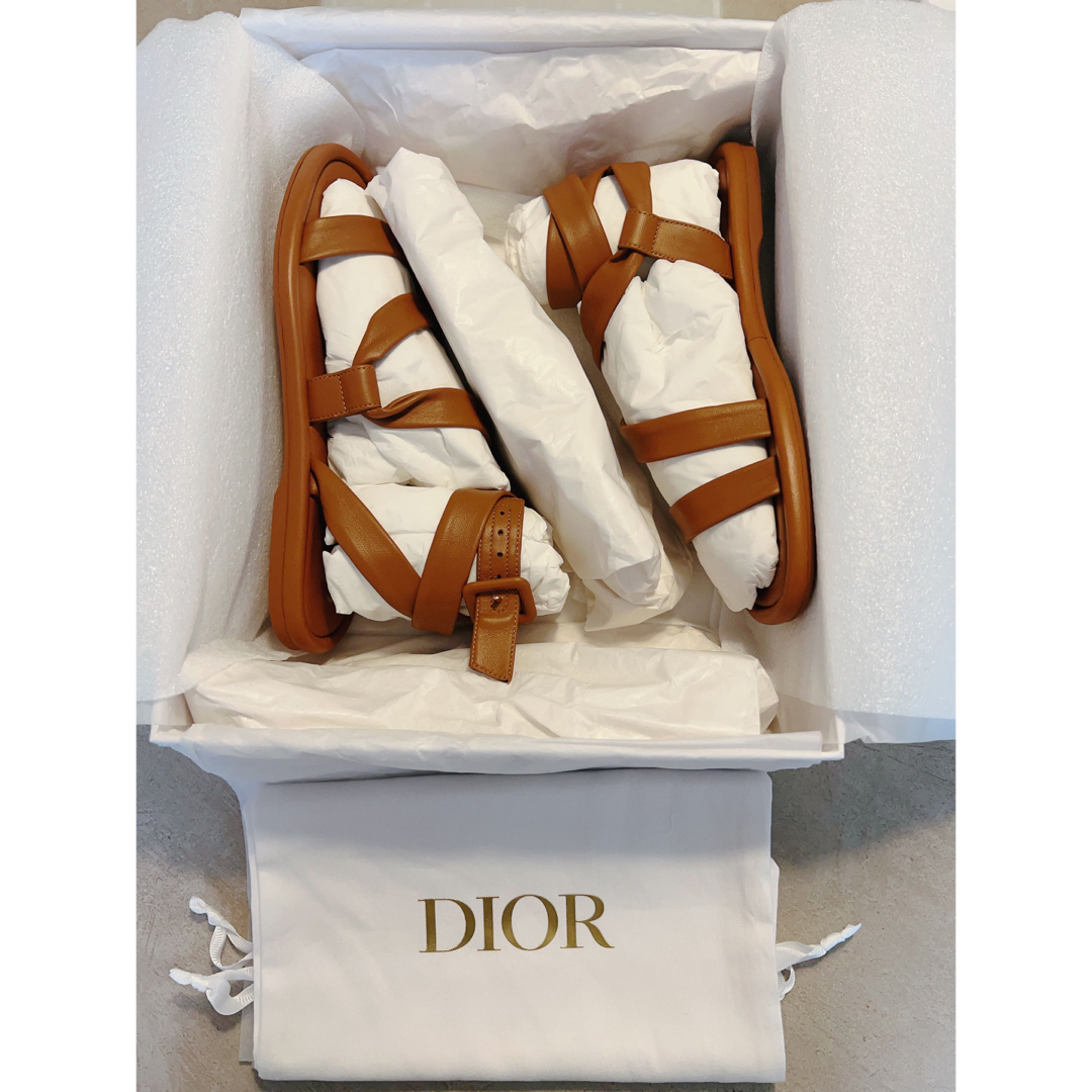 新品 ディオール Dior ラム革フラットサンダル | munchercruncher.com