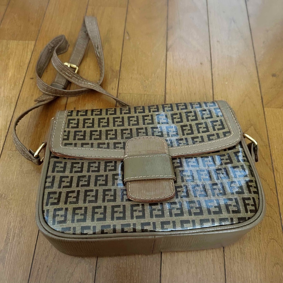 fendi sling shoulder bag