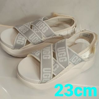 アグ(UGG)の【ましろ様専用】UGG厚底サンダルW LA CLOUD SANDAL23cm(サンダル)