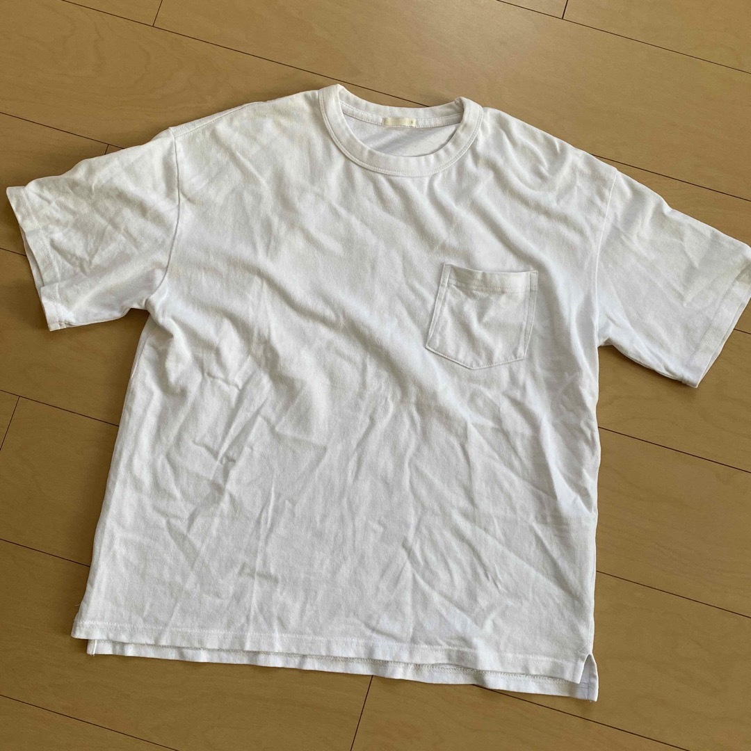 GU(ジーユー)のGU 半袖シャツ　トップス　M メンズのトップス(Tシャツ/カットソー(半袖/袖なし))の商品写真