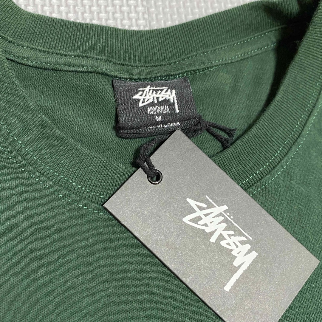 STUSSY(ステューシー)の海外限定　STUSSY　ステューシー　ストック　クラウン　Tシャツ　グリーン　M メンズのトップス(Tシャツ/カットソー(半袖/袖なし))の商品写真