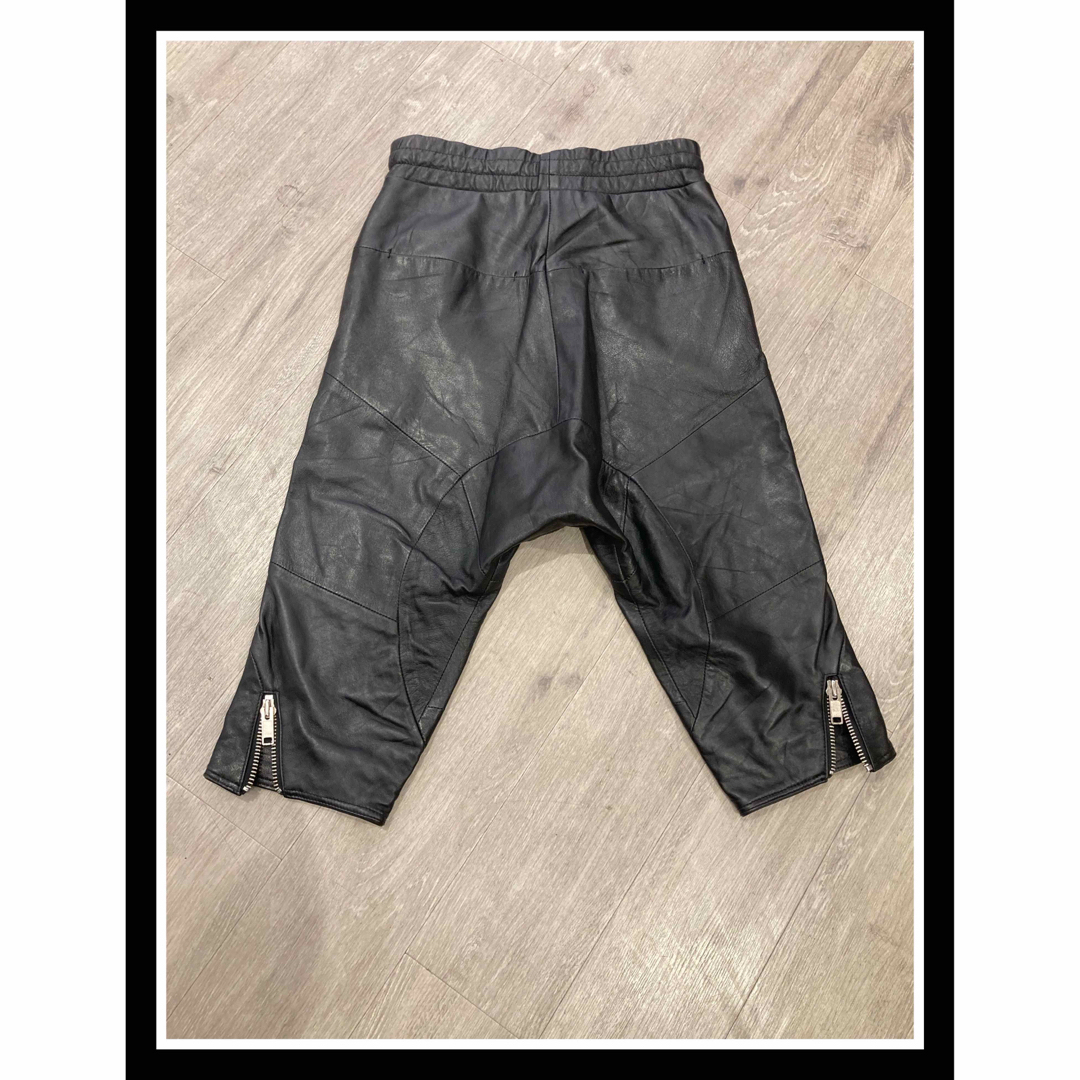 Yasuyuki Ishii - yasuyuki.ishii レザー サルエルパンツ の通販 Yasuyuki Ishii - yasuyuki.ishii レザー サルエルパンツ の通販