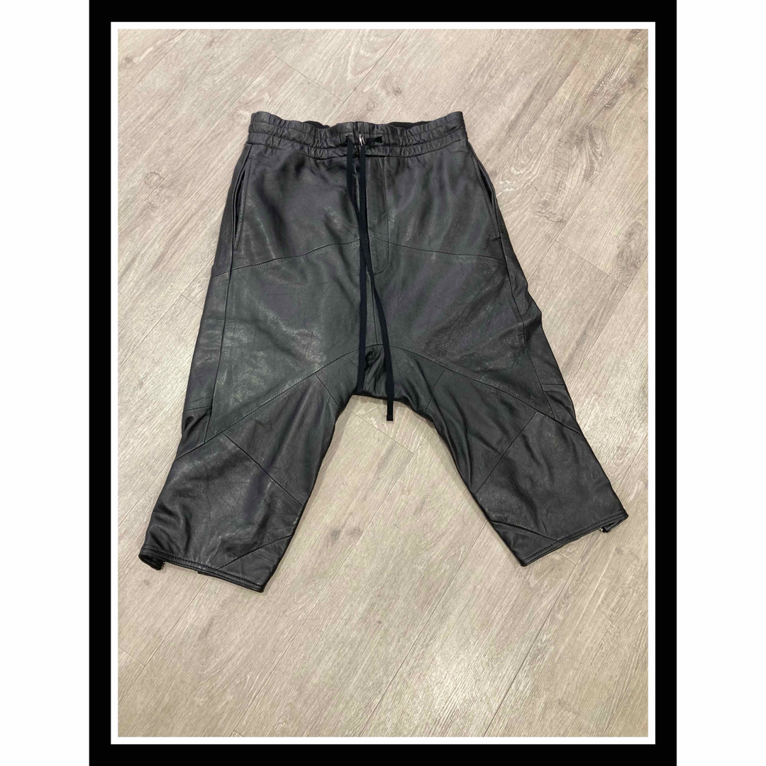 Yasuyuki Ishii - yasuyuki.ishii レザー サルエルパンツ の通販 Yasuyuki Ishii - yasuyuki.ishii レザー サルエルパンツ の通販
