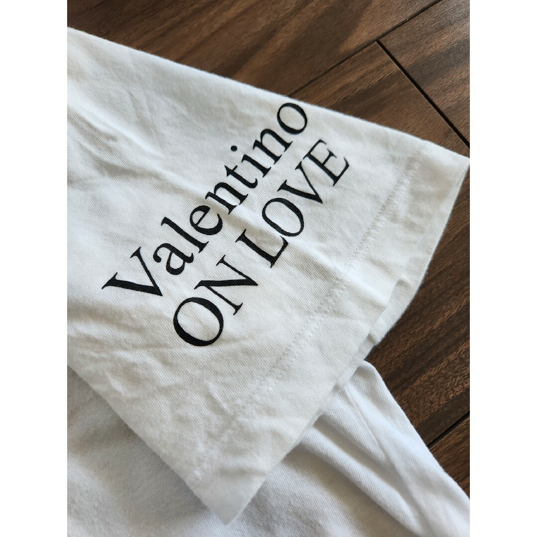 VALENTINO(ヴァレンティノ)のVALENTINO バレンティノ　Tシャツ メンズのトップス(Tシャツ/カットソー(半袖/袖なし))の商品写真