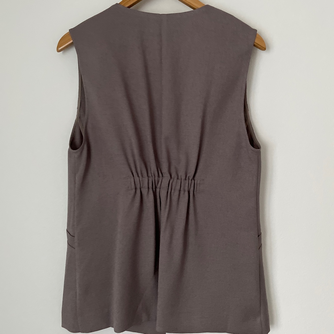新品 ノーリーズ リネンライクジレ ジレ 6