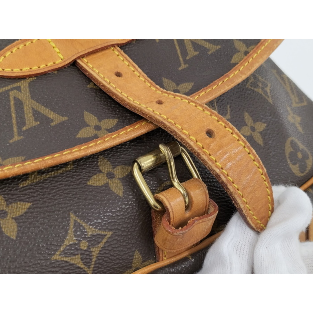 LOUIS VUITTON - LOUIS VUITTON ショルダーバッグ ソミュール30 ...