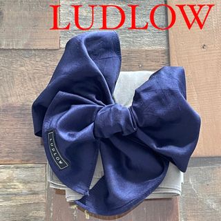 ドゥロワー(Drawer)の未使用★ラドロー LUDLOW リボンハンカチ　カーキ(ハンカチ)