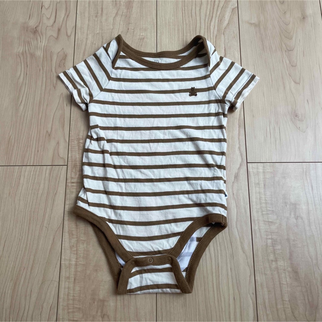 babyGAP(ベビーギャップ)の【あすあす様】baby GAP ブラナンベア 半袖ロンパース 12-18m キッズ/ベビー/マタニティのベビー服(~85cm)(ロンパース)の商品写真
