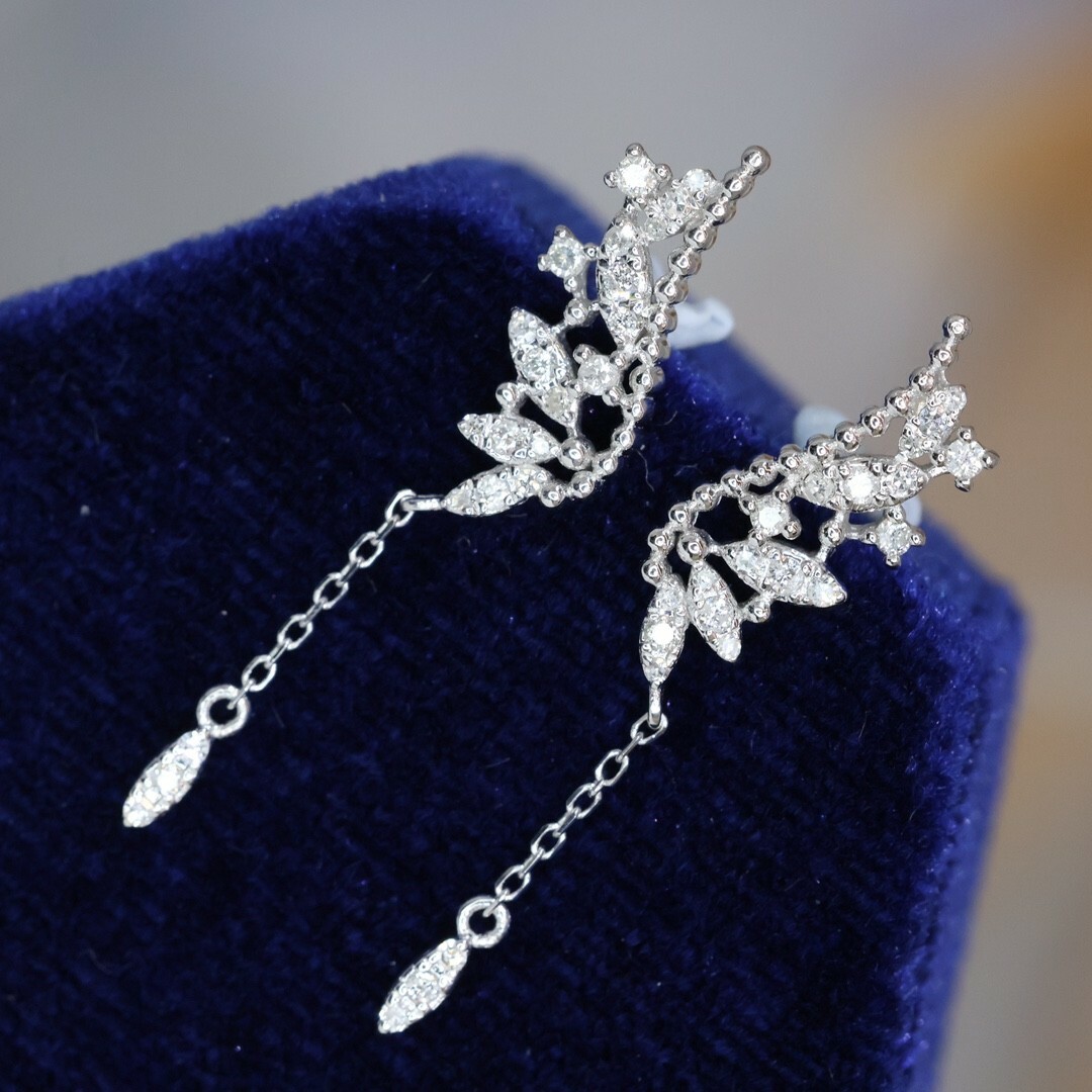 天然ダイヤモンドピアス0.3ct k18の通販 by 天然ダイヤモンド&パール's