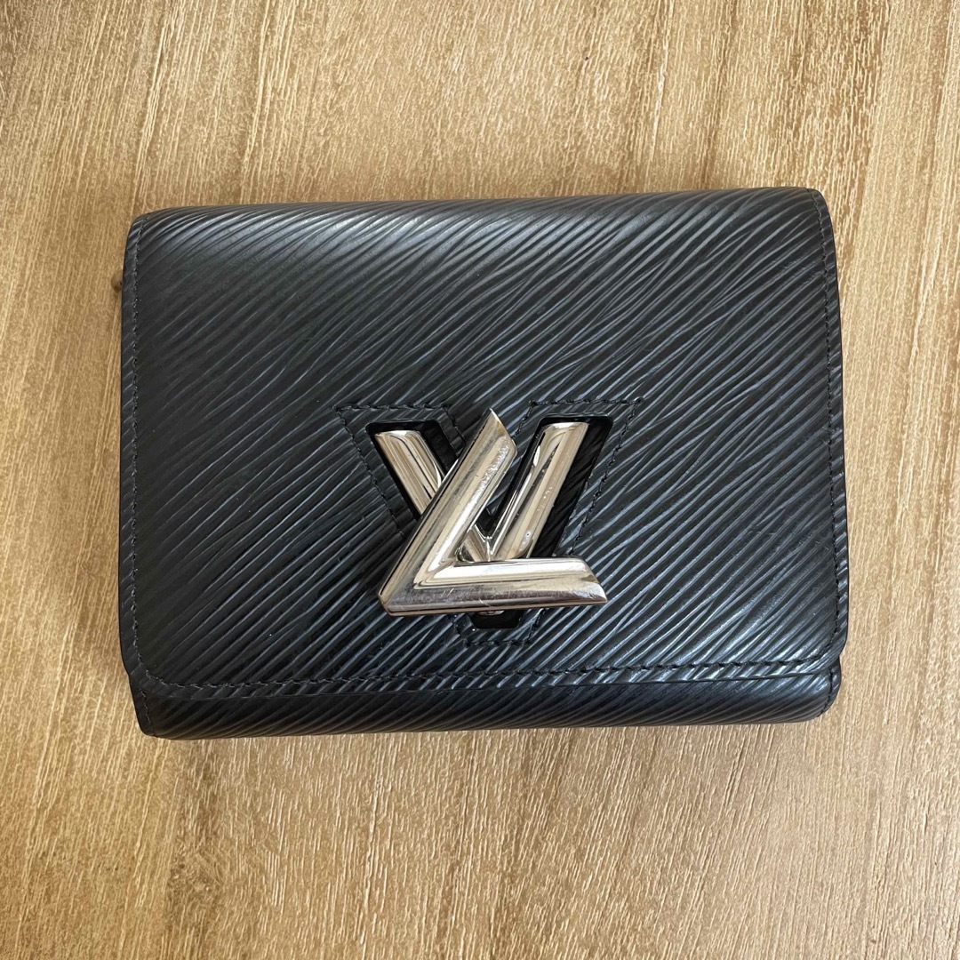 【美品】LOUIS VUITTON ポルトフォイユ・ツイスト コンパクト