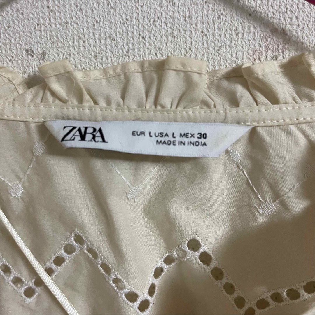 ZARA(ザラ)のZARAシャツ レディースのトップス(シャツ/ブラウス(半袖/袖なし))の商品写真