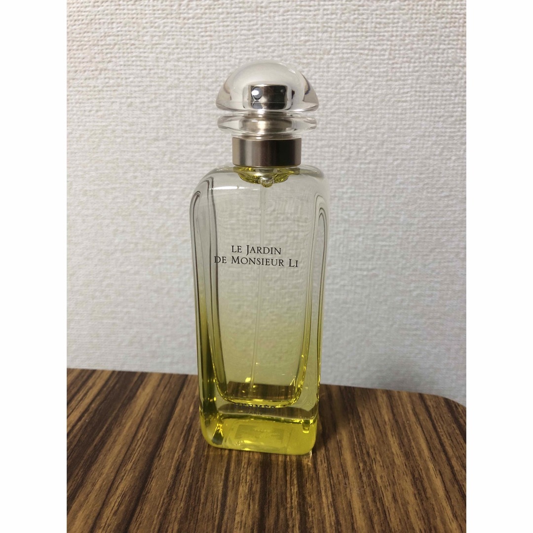 Hermes(エルメス)の新品未使用　HERMES エルメス　李氏の庭　100ml コスメ/美容の香水(ユニセックス)の商品写真