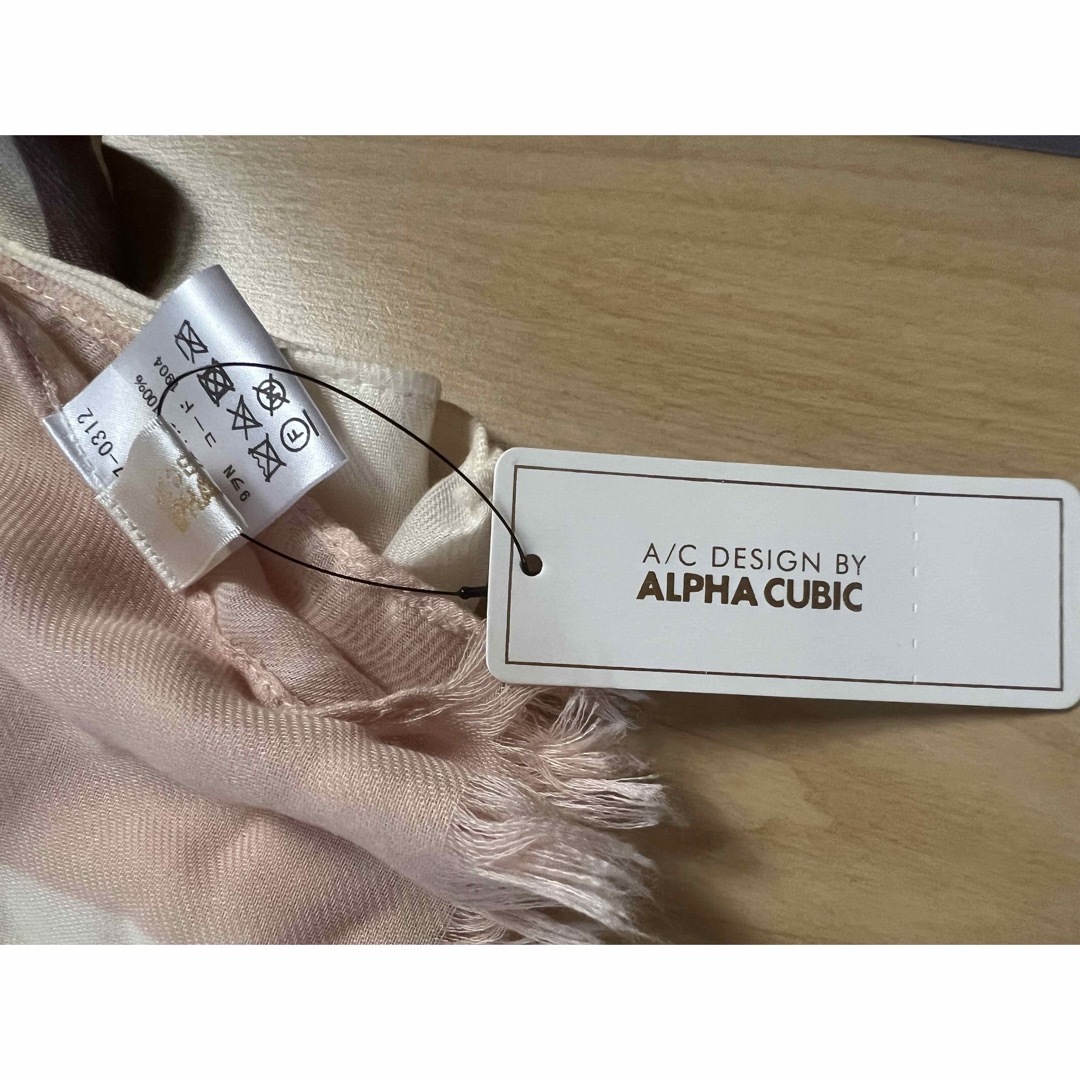 ALPHA CUBIC(アルファキュービック)のALPHACUBIC　アルファキュービック　薄手ストール レディースのファッション小物(ストール/パシュミナ)の商品写真