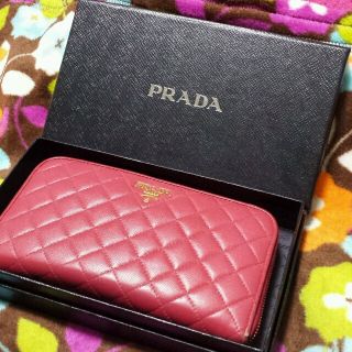 プラダ(PRADA)のプラダ★長財布　キルティング　ピンク　PRADA(財布)