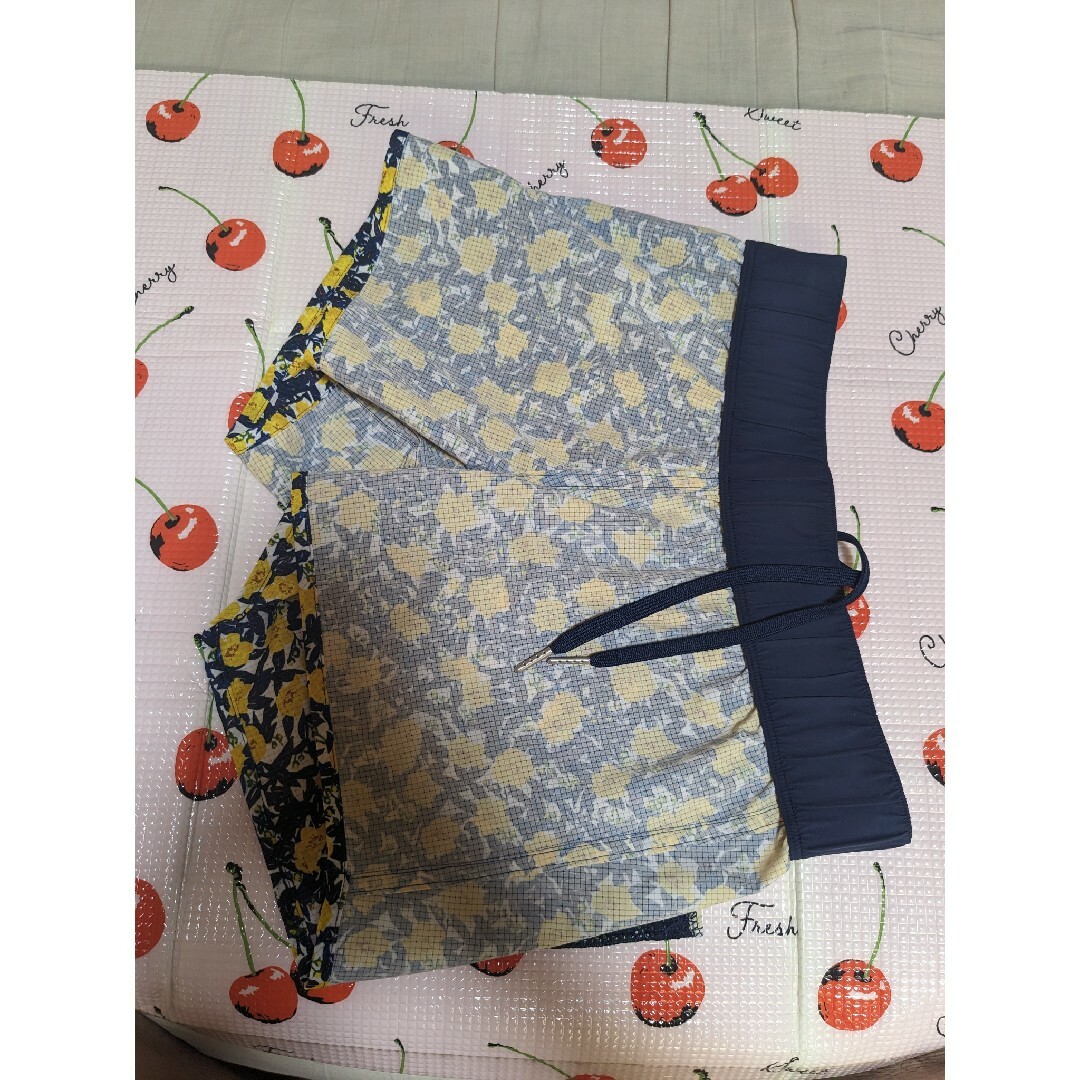 ノースフェイス ベントメッシュショーツ パンツ ショート 花柄 レディース M