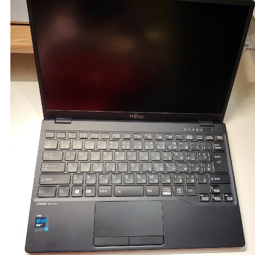 ノートPC FMVU90E3BG 富士通lifebook超軽量800gノートPC